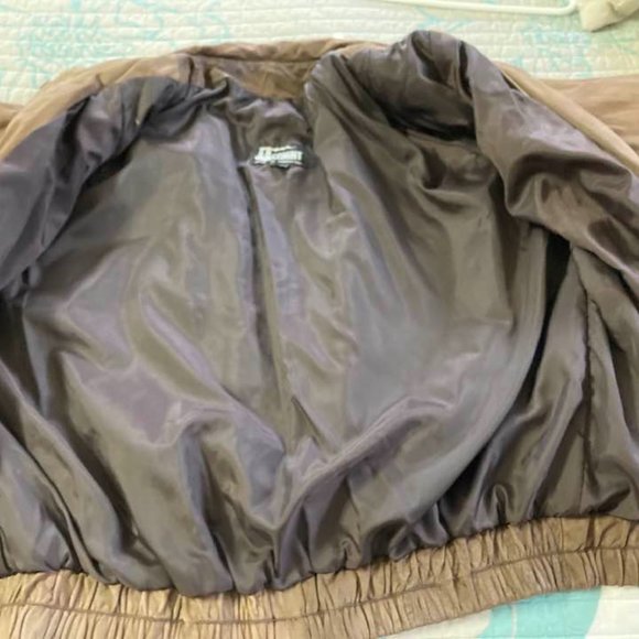 Leather Jacket - Picture 9 of 9